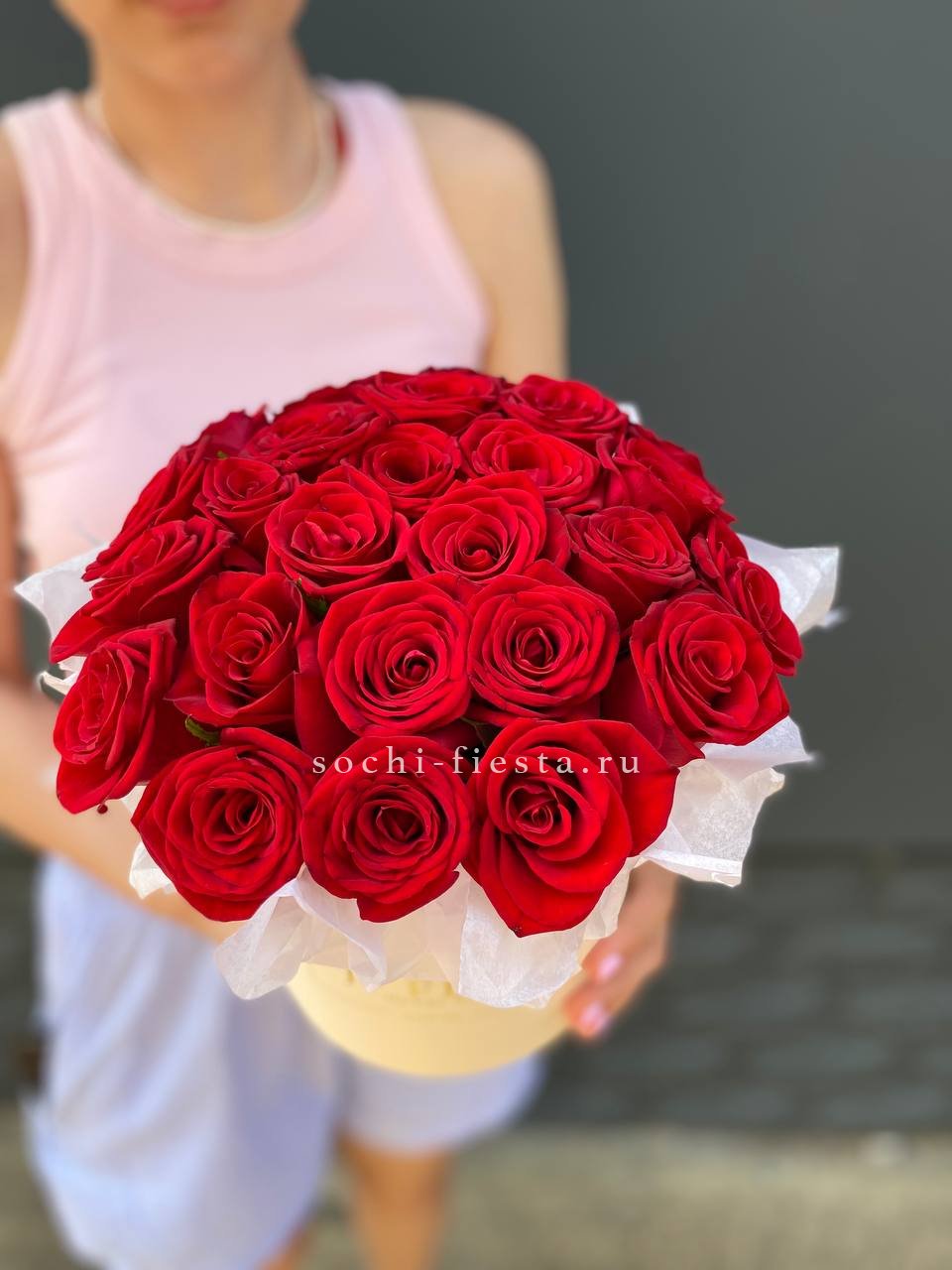 свадебная композиция с пионами и эустомой в Стерлитамаке