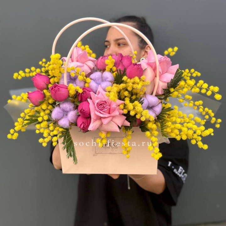 Сумочка мимозы и роз "Примавера" в Стерлитамаке