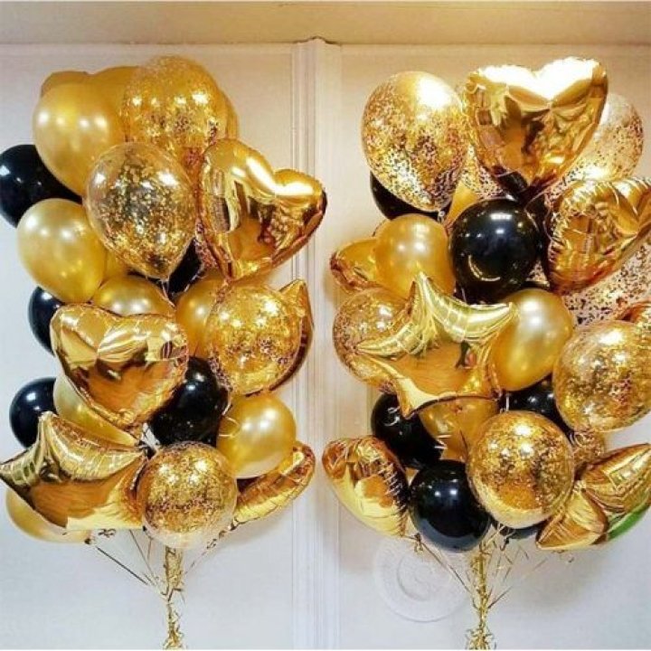 Фонтан шаров "Чёрное золото" в Стерлитамаке