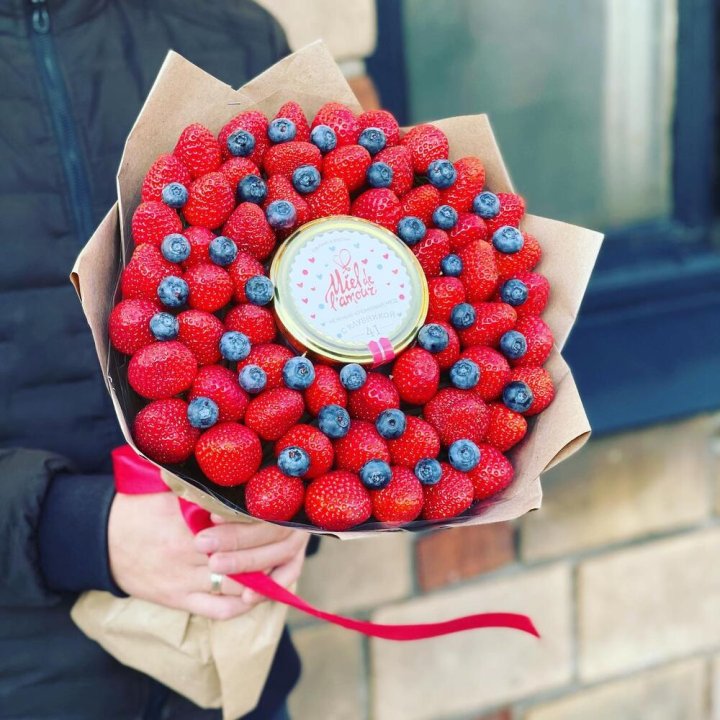 "Клубника и мёд" в Стерлитамаке