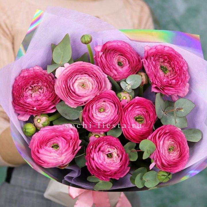 Ранункулюсы с эвкалиптом №2 в Стерлитамаке