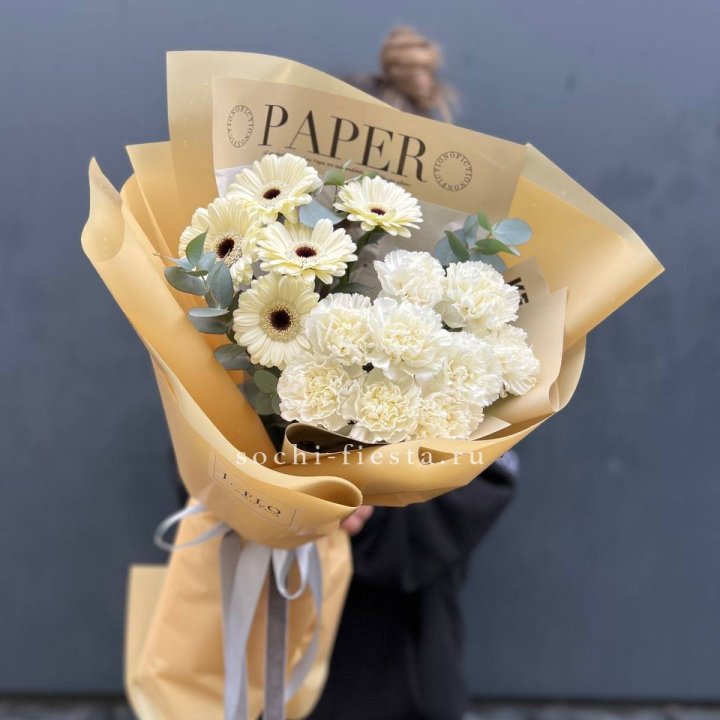  Букет с диантусами и герберами в Стерлитамаке
