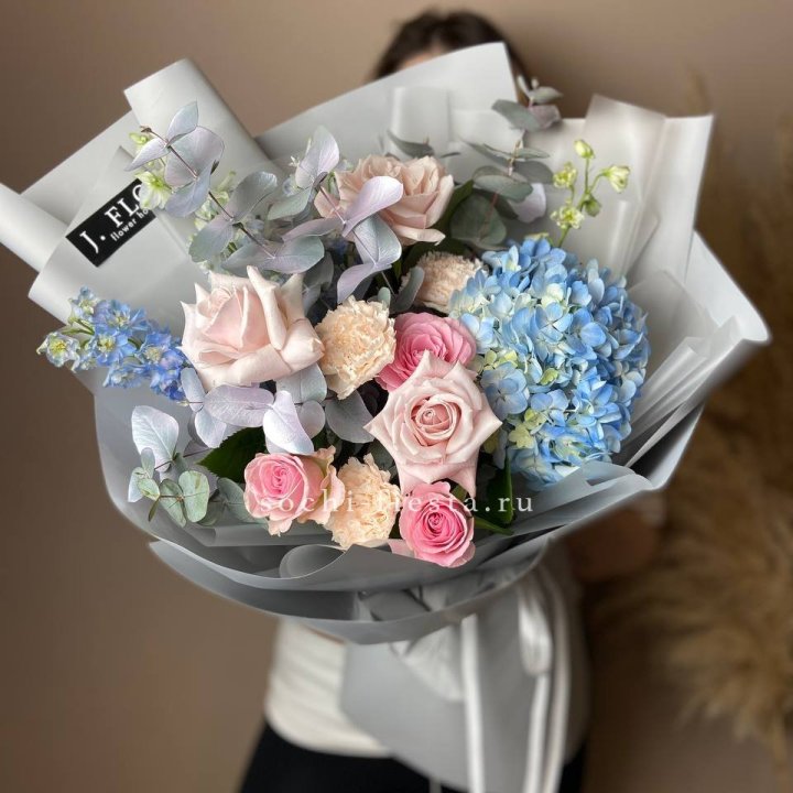 Букет с гортензией № 4 в Стерлитамаке