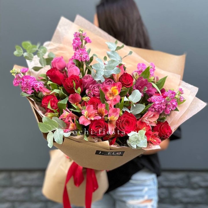 Дизайнерский букет №3 в Стерлитамаке