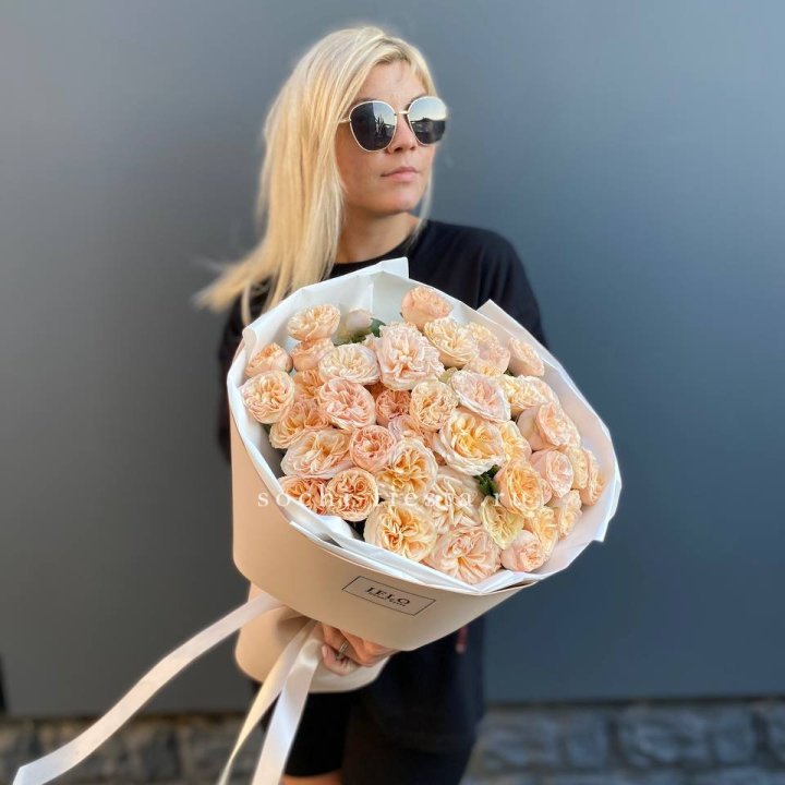 15 пионовидных роз №2 в Стерлитамаке