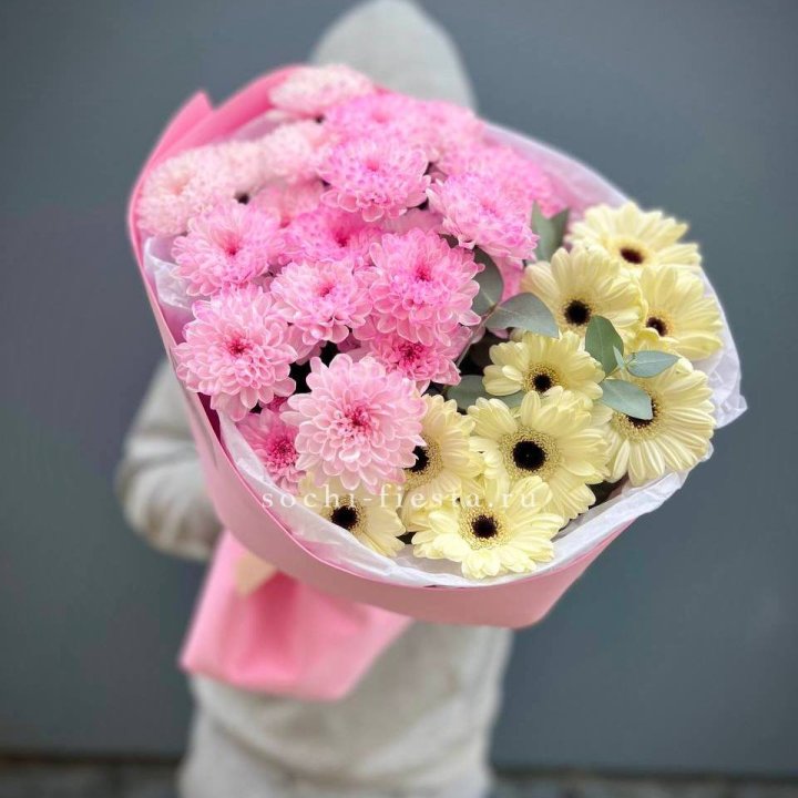 Дуо хризантем и гербер в Стерлитамаке