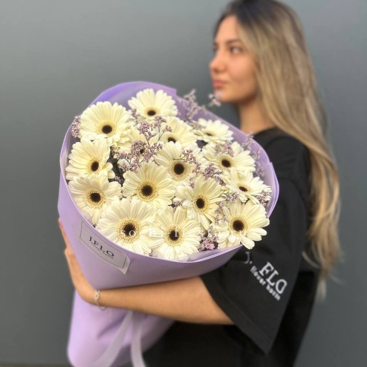 Букет голландских гербер "Лавандер" в Стерлитамаке