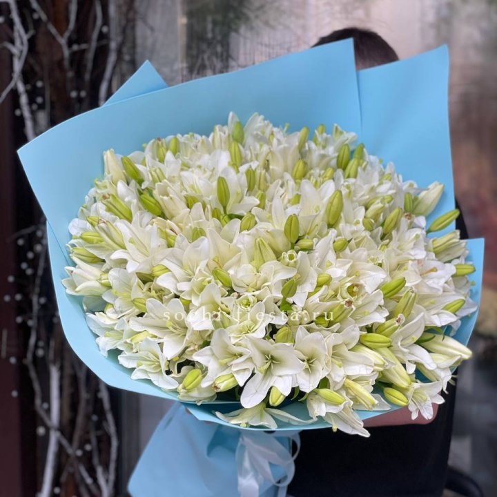 51 лилия в оформлении в Стерлитамаке