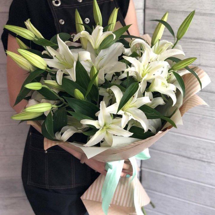 Букет белых лилий в Стерлитамаке