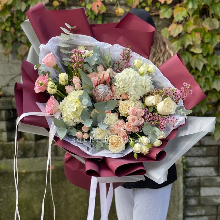 Авторский букет с протеей №1 в Стерлитамаке