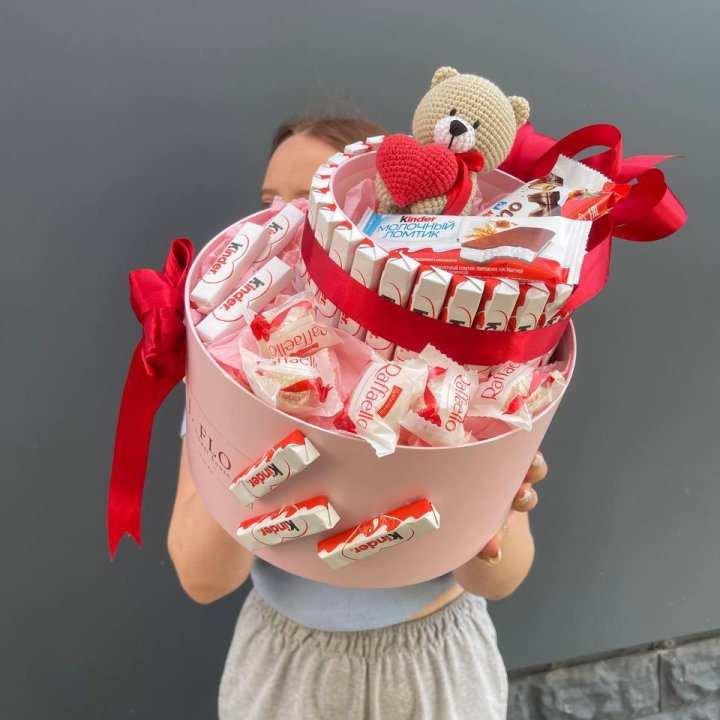 Бокс киндерами и раффаэлло 2 в Стерлитамаке