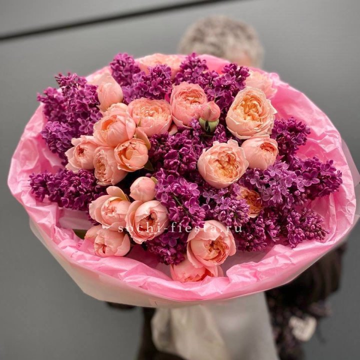  Дуо букет из кустовых роз и сирени в Стерлитамаке