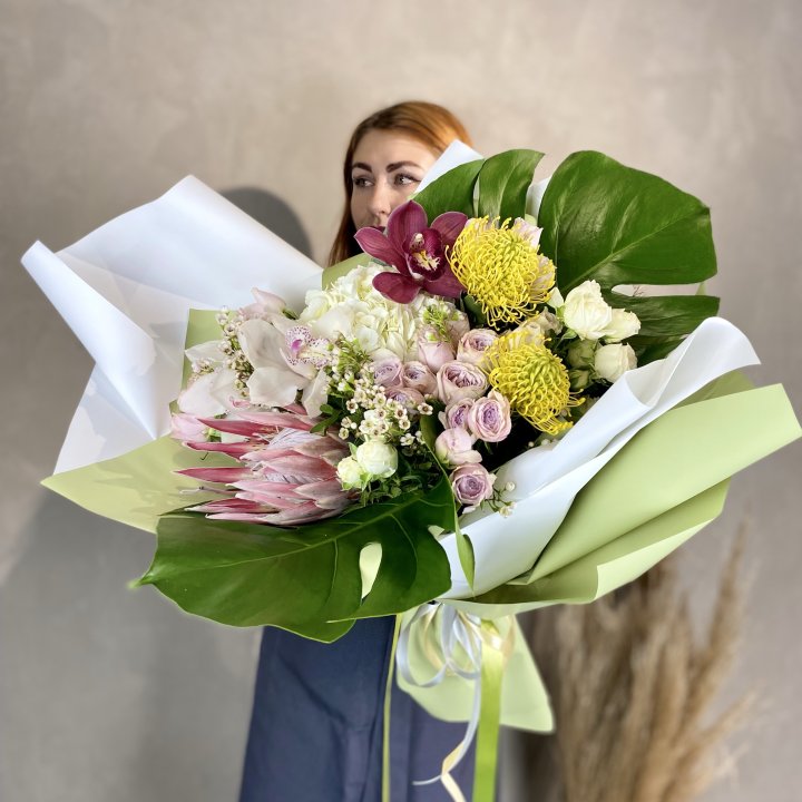 Дизайнерский букет экзотики в Стерлитамаке