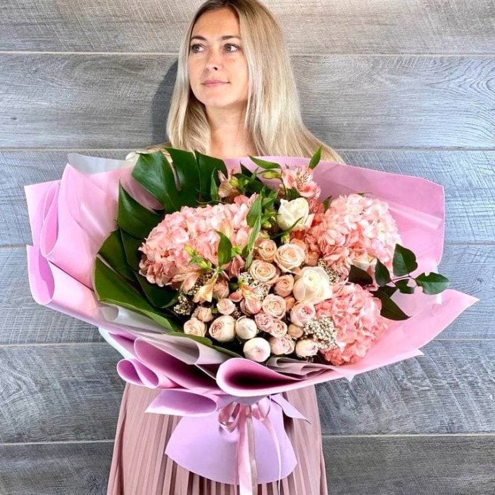 Дизайнерский букет "Валенсия-2" в Стерлитамаке