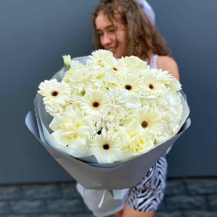  Букет "Вайт люксур" в Стерлитамаке