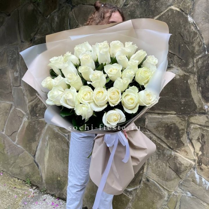 35 голландских роз в Стерлитамаке