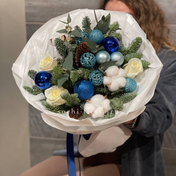 Новогодний букет "Синий иней" в Стерлитамаке