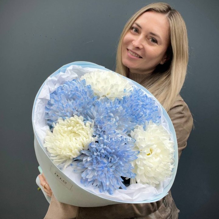 Букет из 7 хризантем  в Стерлитамаке