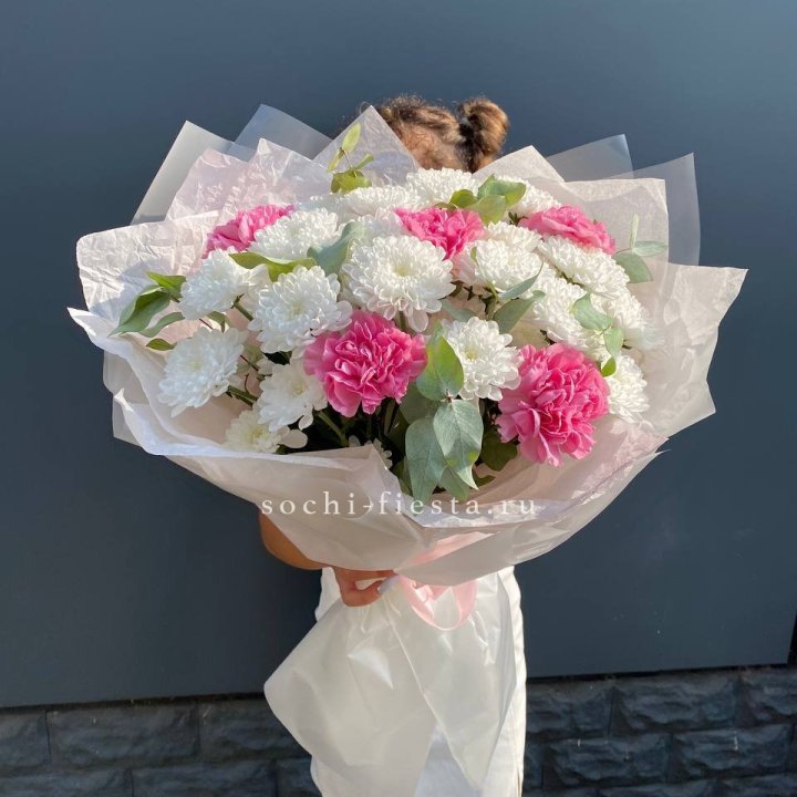  Букет  хризантем и диантусов "Воздушный" в Стерлитамаке