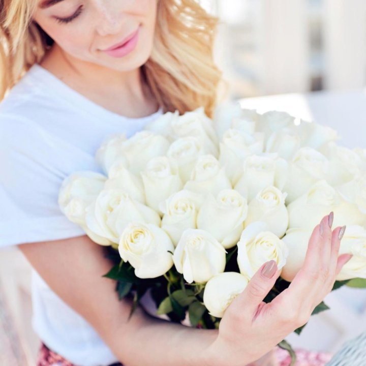 Букет высоких роз "Облака" в Стерлитамаке