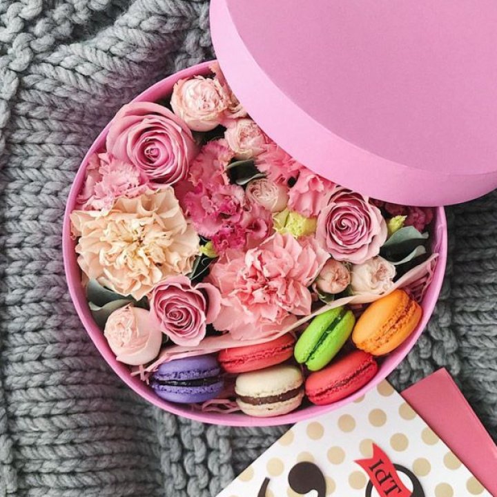 Цветочный бокс пинк в Стерлитамаке