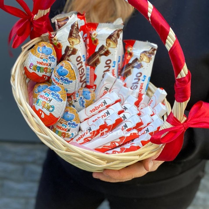 Корзина с киндерами  в Стерлитамаке