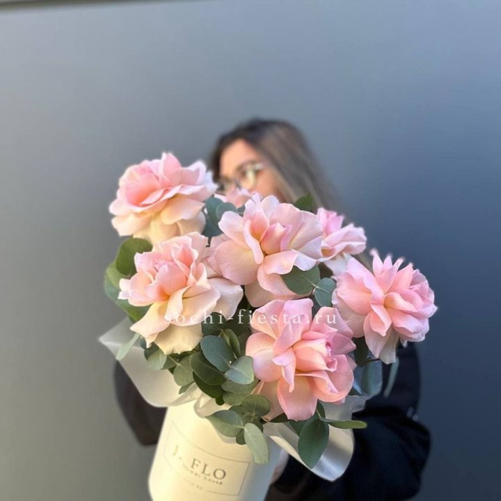 Французские роз в боксе в Стерлитамаке