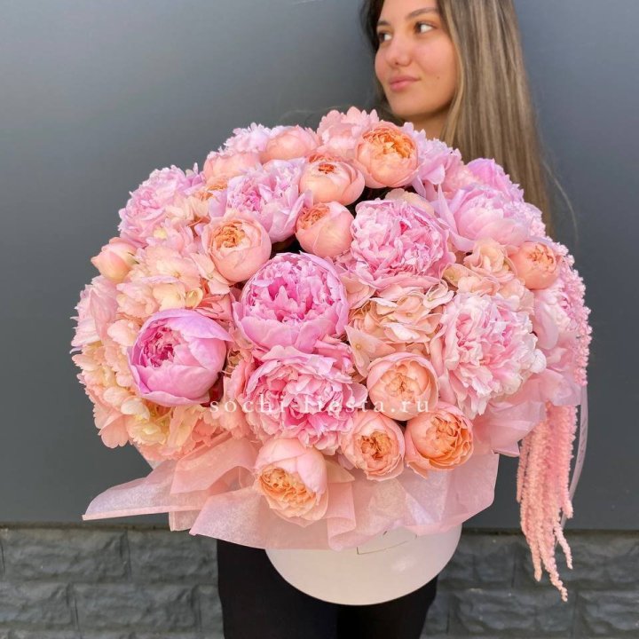 Коробка с пионами "Дабл фловер" в Стерлитамаке