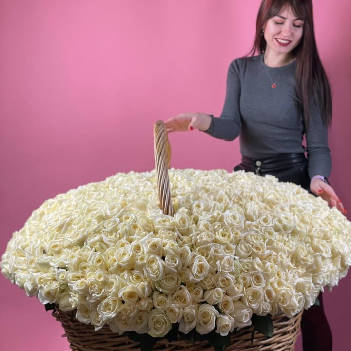 1001 белая роза в Стерлитамаке