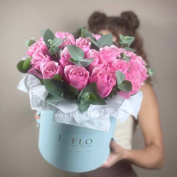 Бокс 27 роз в Стерлитамаке