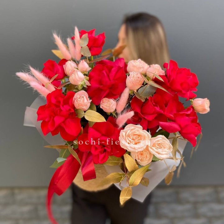 Джутовое кашпо "Любовь Лолиты" в Стерлитамаке