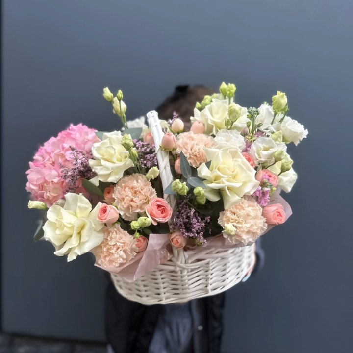 Цветочная корзина "Софтнес" в Стерлитамаке