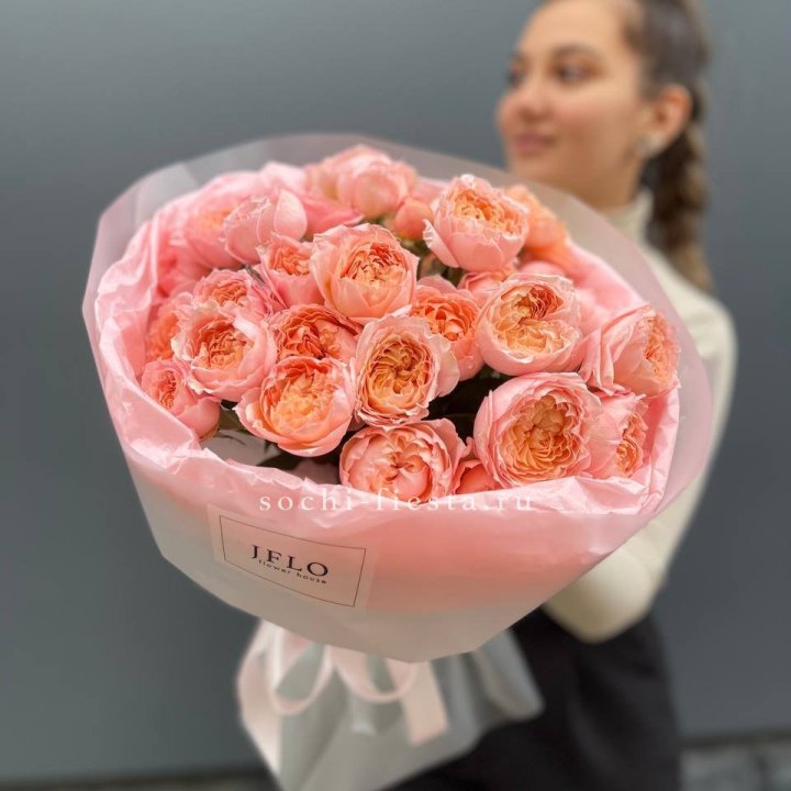 Букет из пионовидных роз Джульетта в Стерлитамаке