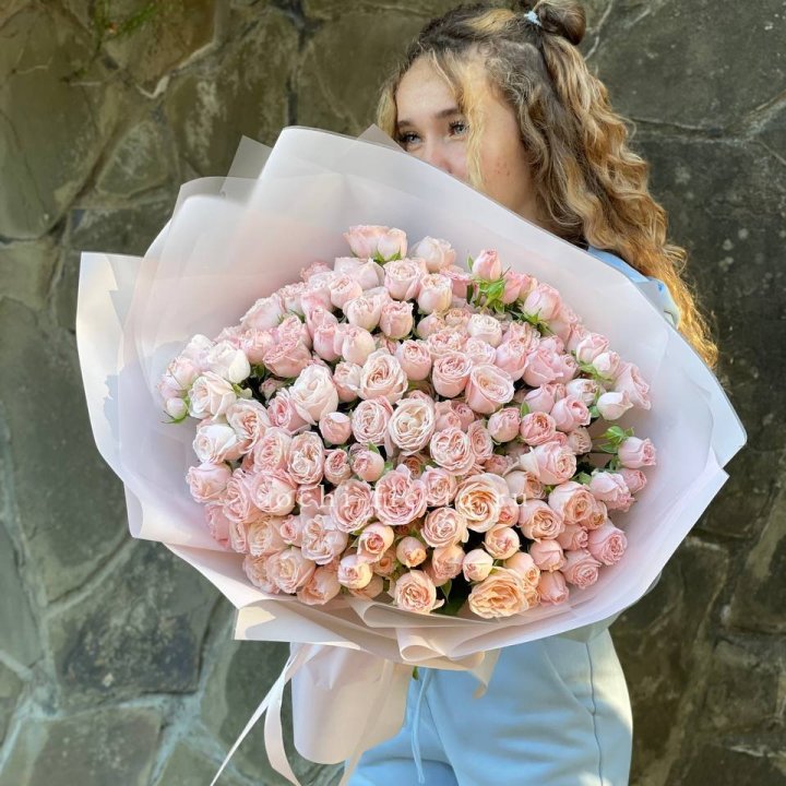 45 роза бомбастик Крем в Стерлитамаке