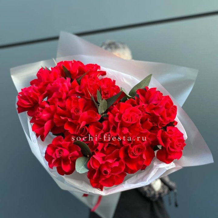 21 Красная французская роза в Стерлитамаке