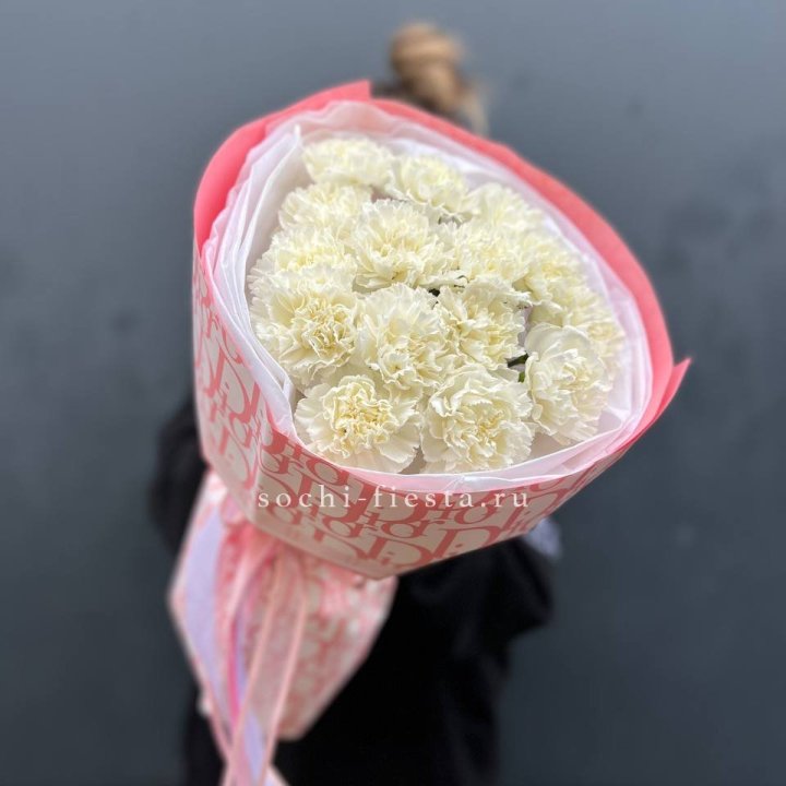 Белые диантусы №2 в Стерлитамаке