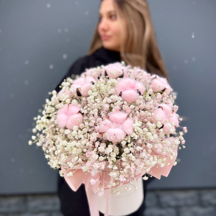 Гипсофилы с хлопком в шляпной коробке в Стерлитамаке