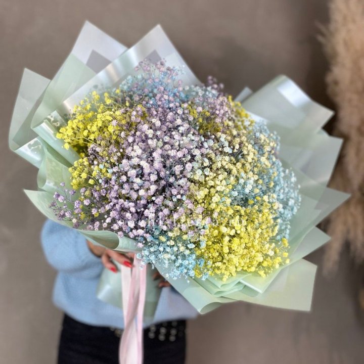 Букет радужных гипсофил в Стерлитамаке