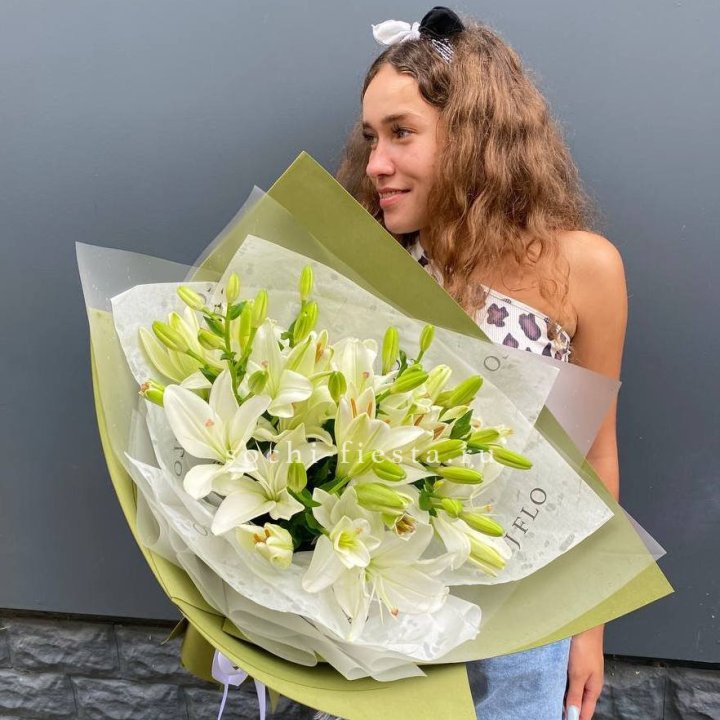 Букет  лилий "Изумруд" в Стерлитамаке