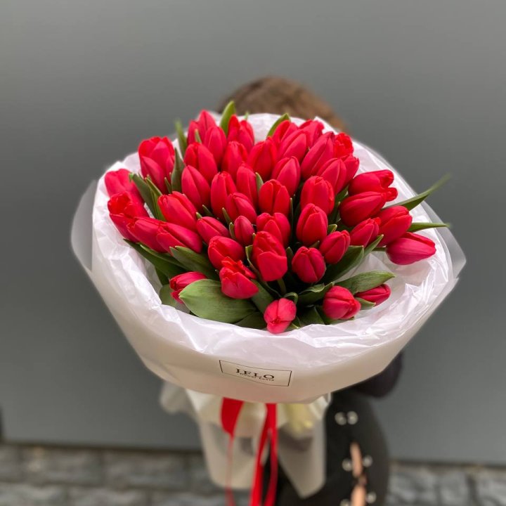 51 тюльпан "Любовь" в Стерлитамаке