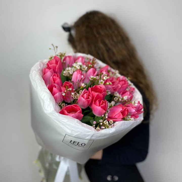 Дуо тюльпаны с хамелациумом в Стерлитамаке