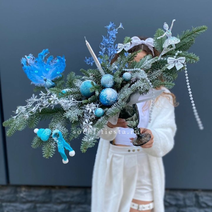 Композиция в бокале голубая в Стерлитамаке