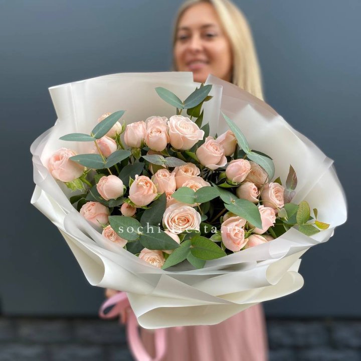 Букет кустовых роз "Фреш" в Стерлитамаке