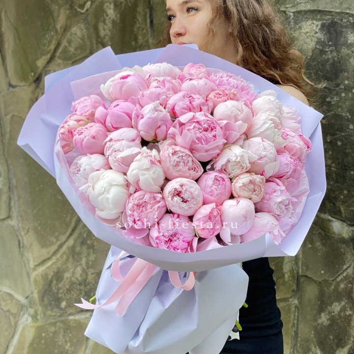 39 нежных пионов в Стерлитамаке