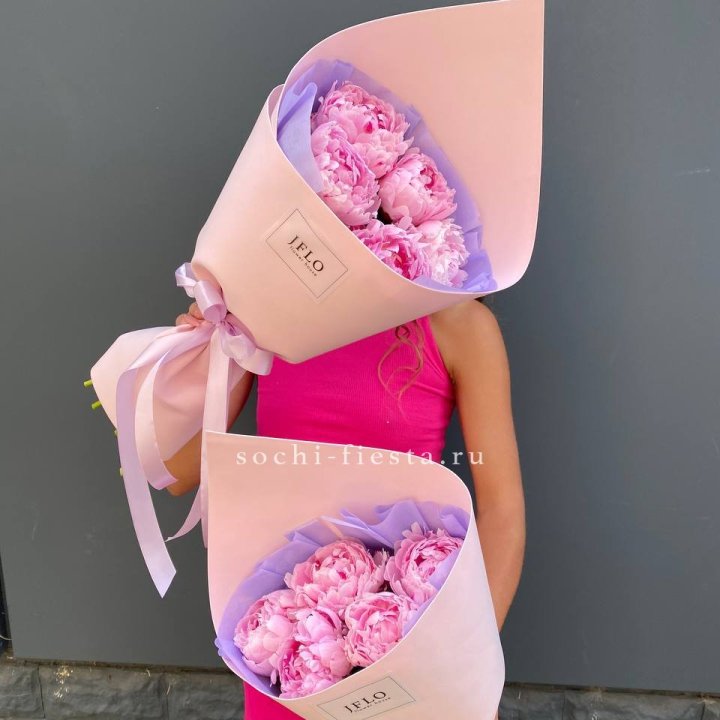 Букет из 5 пионов в Стерлитамаке