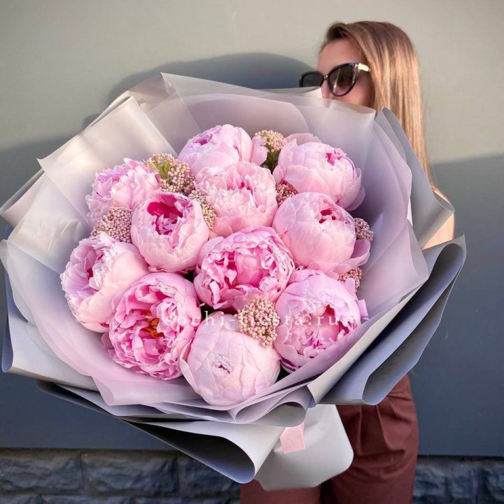 Букет с пионами "Стайл" в Стерлитамаке