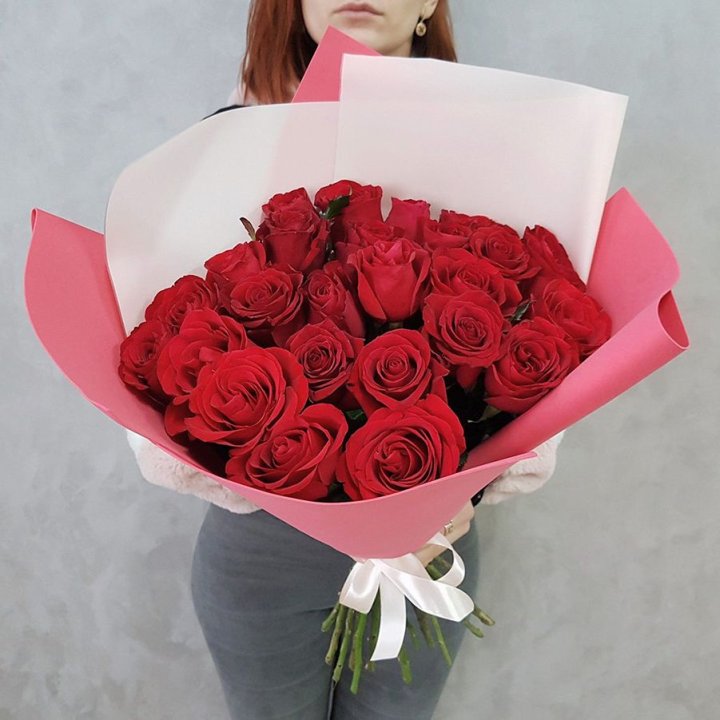 25 Красных роз рози вайт в Стерлитамаке