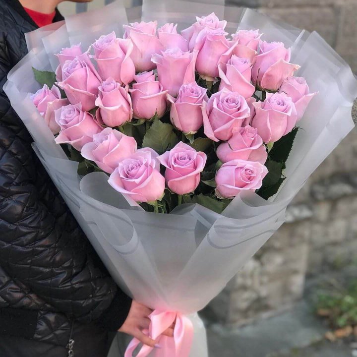 25 высоких розовых роз в Стерлитамаке