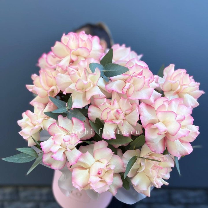 15 Французских роз Джумилия в боксе в Стерлитамаке