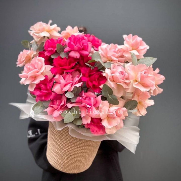 23 Французские розы Микс в боксе в Стерлитамаке